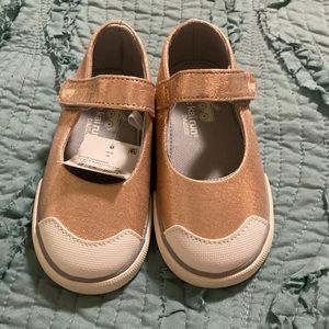 See Kai Run Size 8 shoes